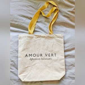 Amour Vert Tote Bag New